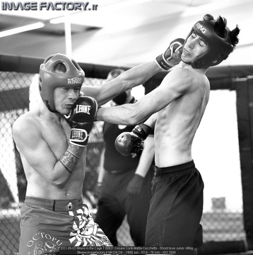 2021-05-02 Milano in the Cage 7 00821 Cesare Conti-Mattia Cecchetto - Shoot boxe Junior -66kg